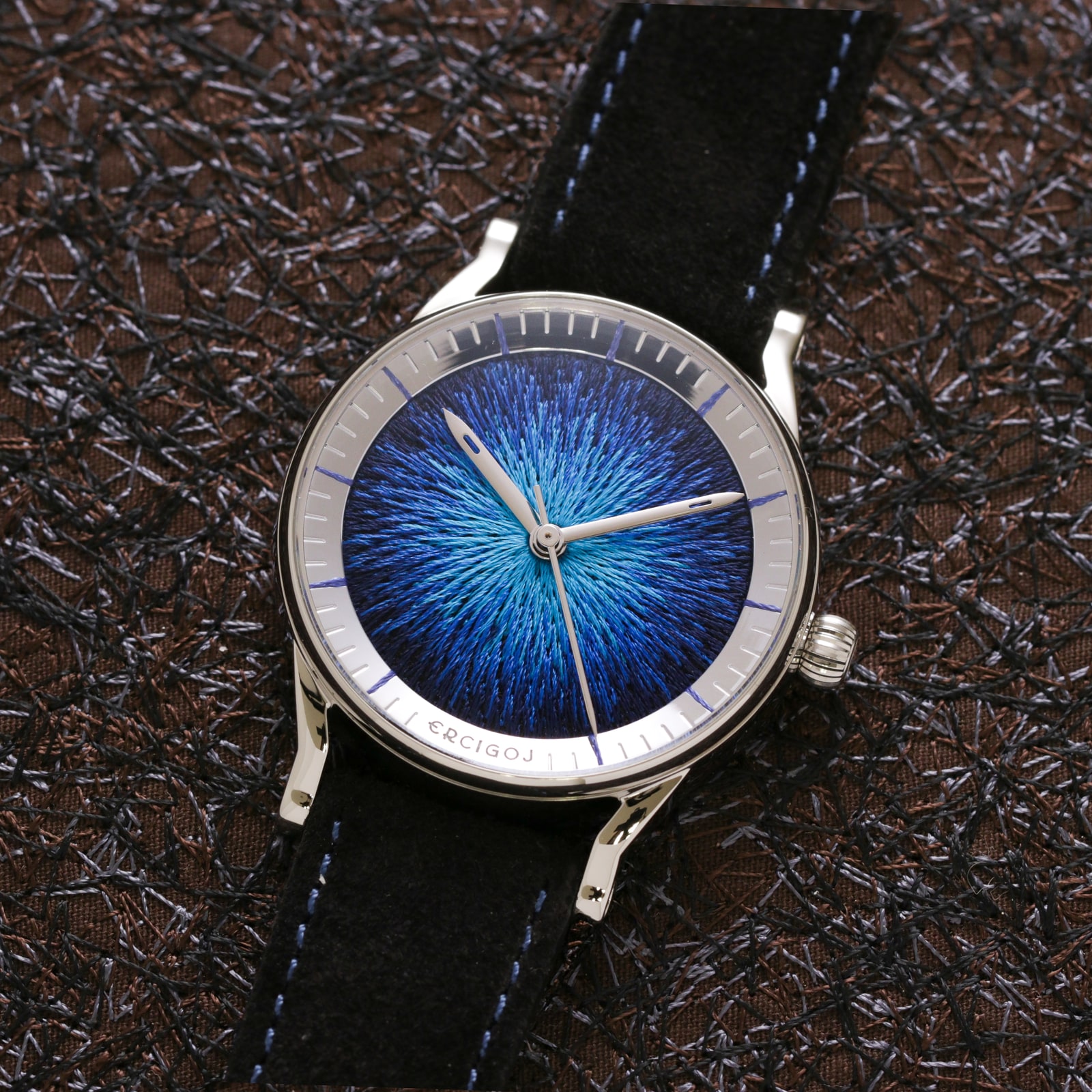 JACQUARD in royal blue, embroidered dial